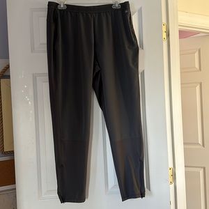 DSG stretchy, gray, athletic pants, 2-pockets